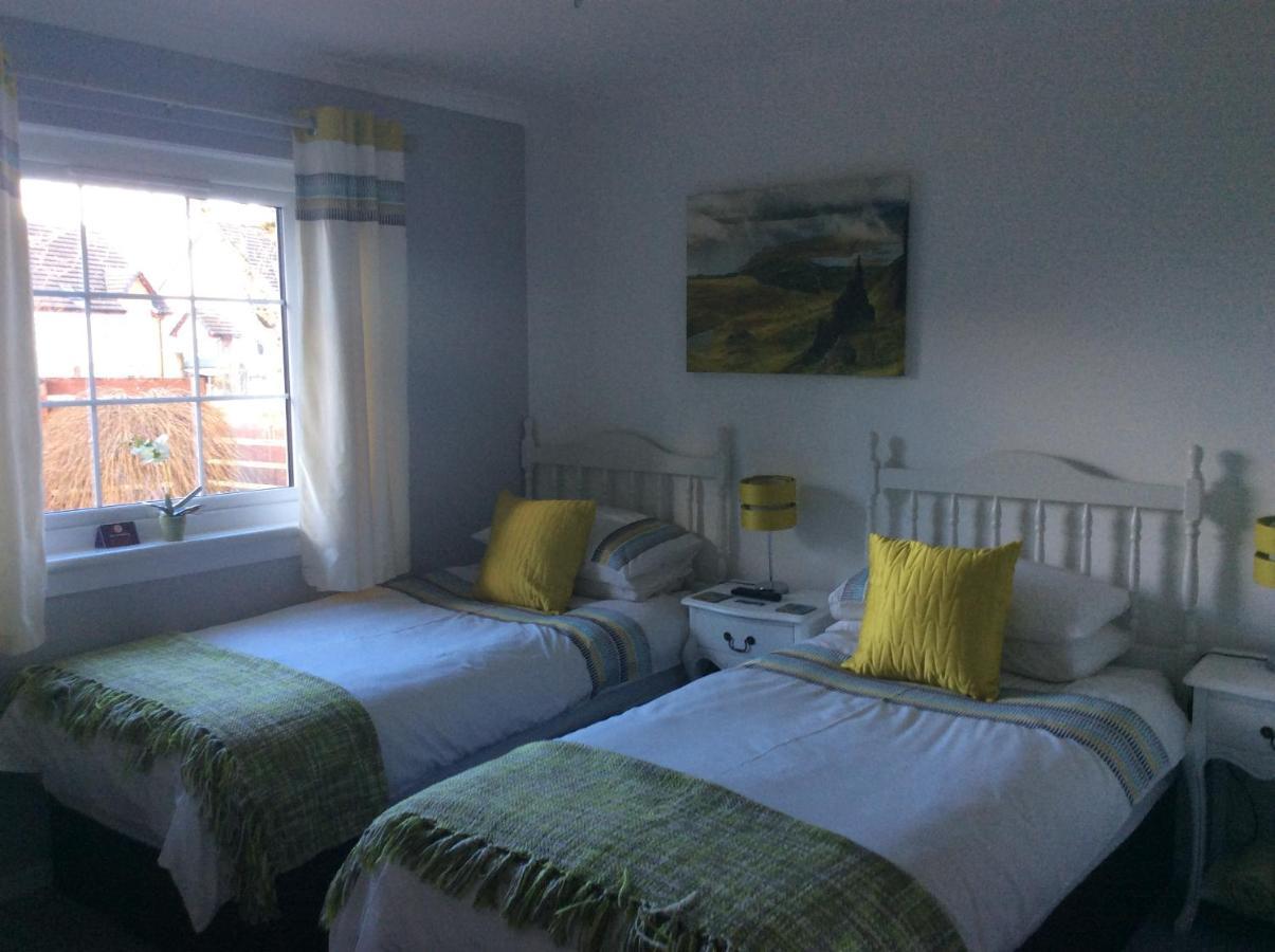 Bed and Breakfast Oisean Sheonag à Portree Extérieur photo